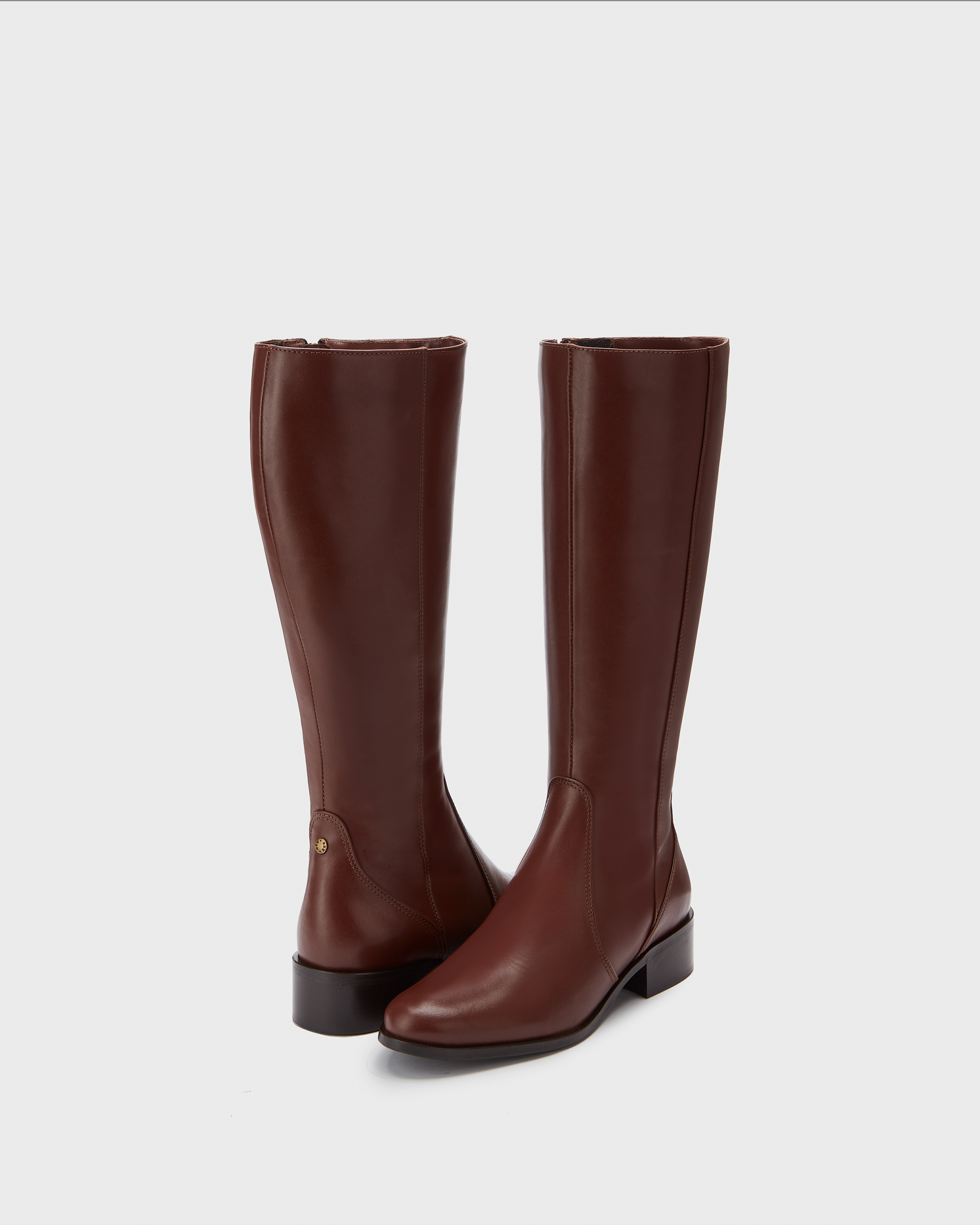 knee high brown leather flat boots