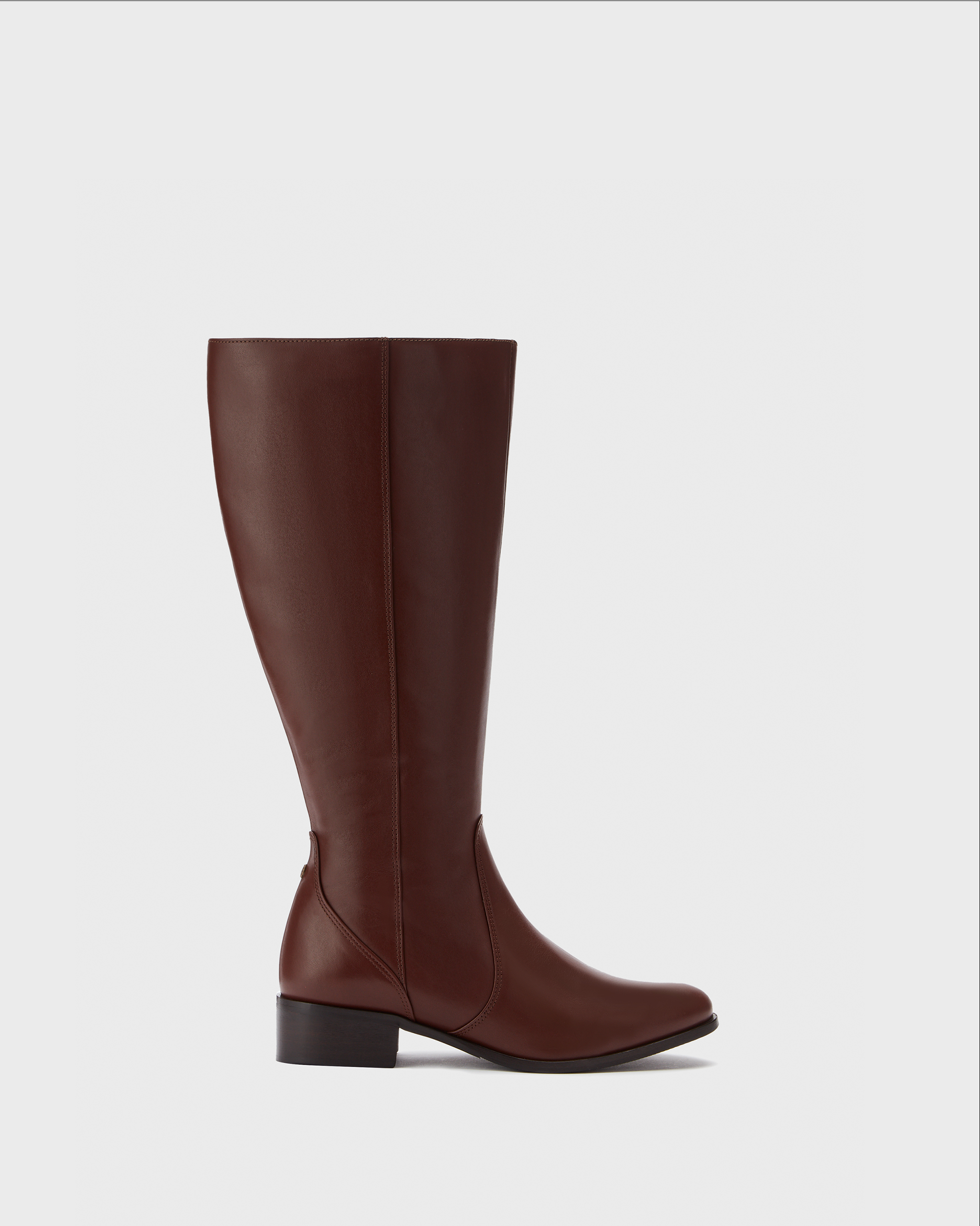 knee high brown leather flat boots