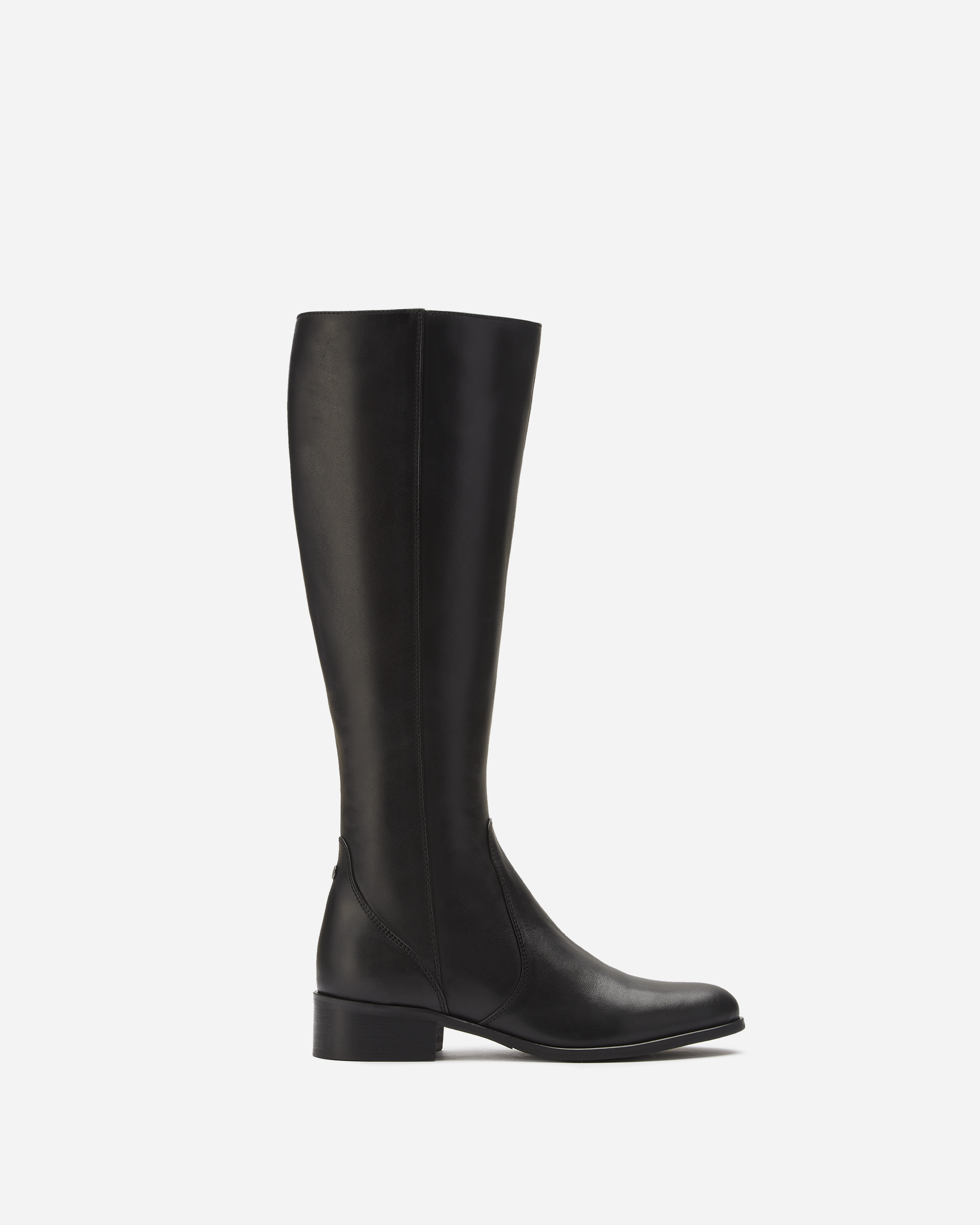 Tall fitted boots discount